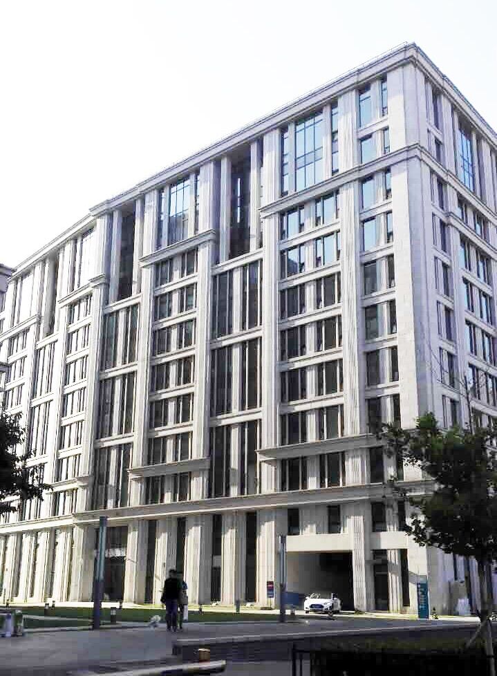 公司正式为中储粮总公司办公楼提供物业服务